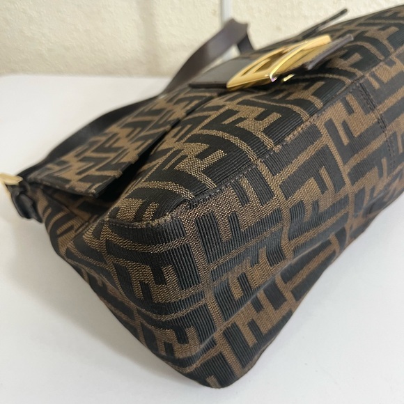 Fendi  Zucca Mama Baguette Shoulder Bag with Gold Buckle - Picture 14 of 16